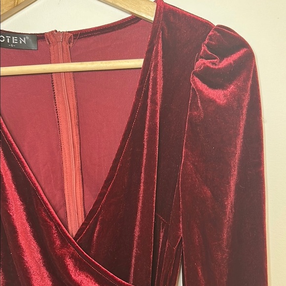 Red Ruched Wrap Sheath Dress with Long Bishop Sleeves for Cocktail - Picture 8 of 10